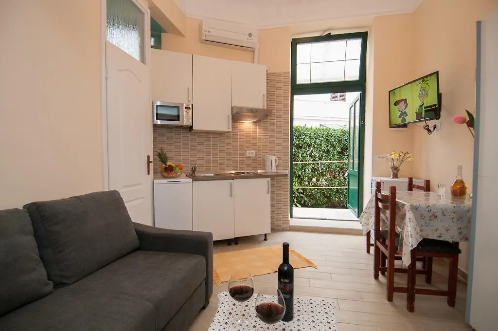 Apartment Alex Opatija 0*,  Croatia